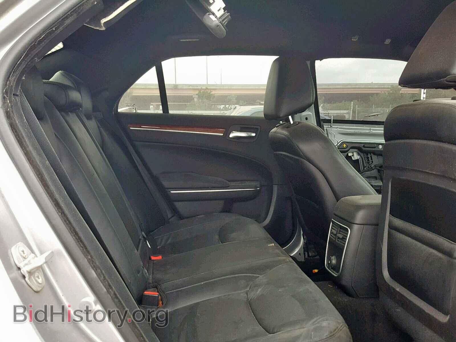 2014 CHRYSLER 300 - VIN: 2C3CCAAG3EH358092 - Фото 6
