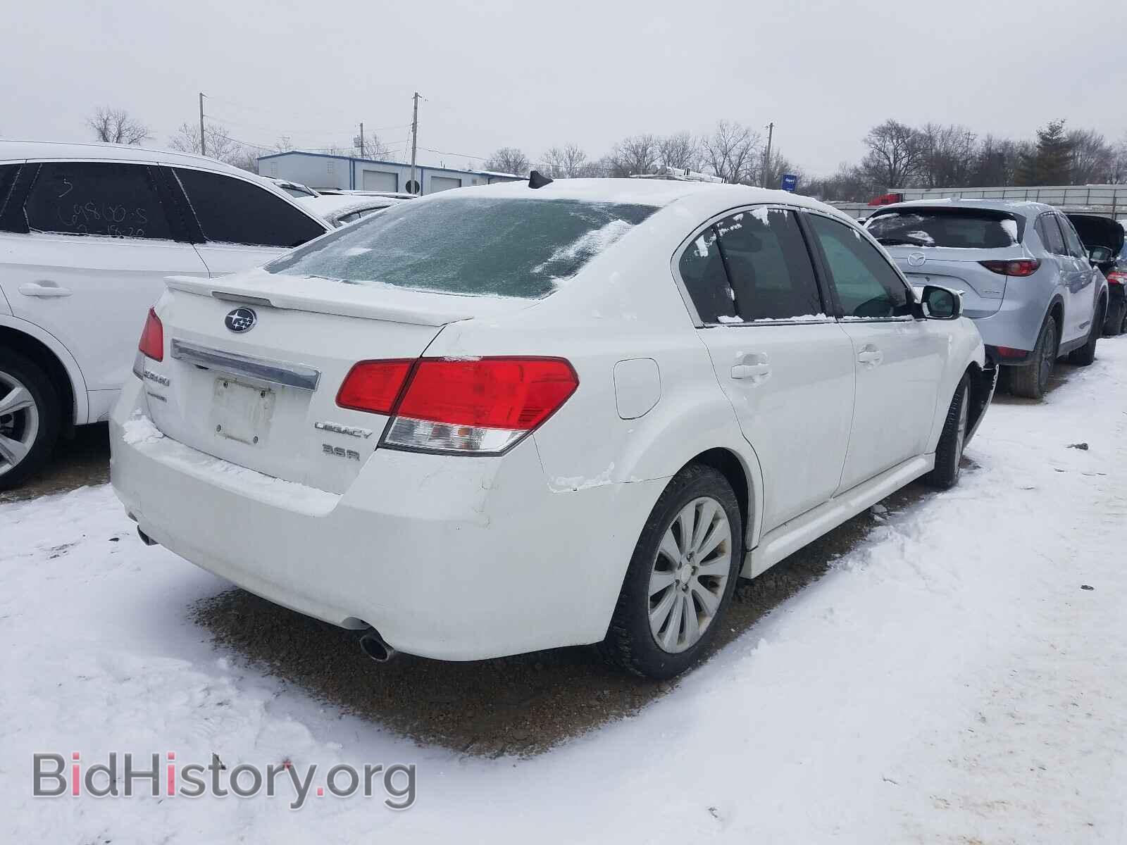 2011 SUBARU LEGACY - VIN: 4S3BMDL67B2245342 - Фото 4