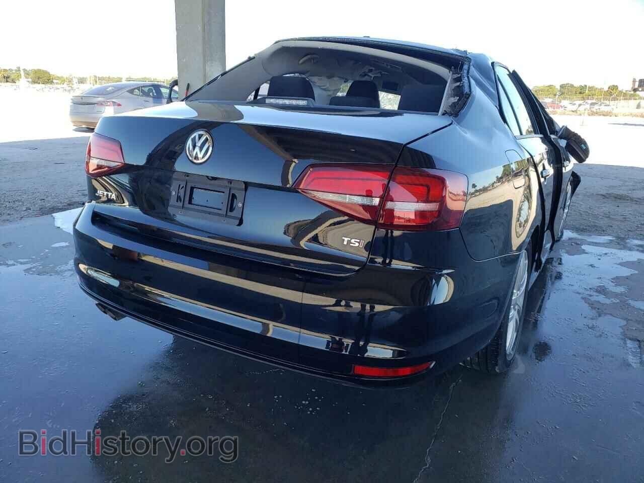2018 VOLKSWAGEN JETTA - VIN: 3VW2B7AJ3JM207836 - Фото 4