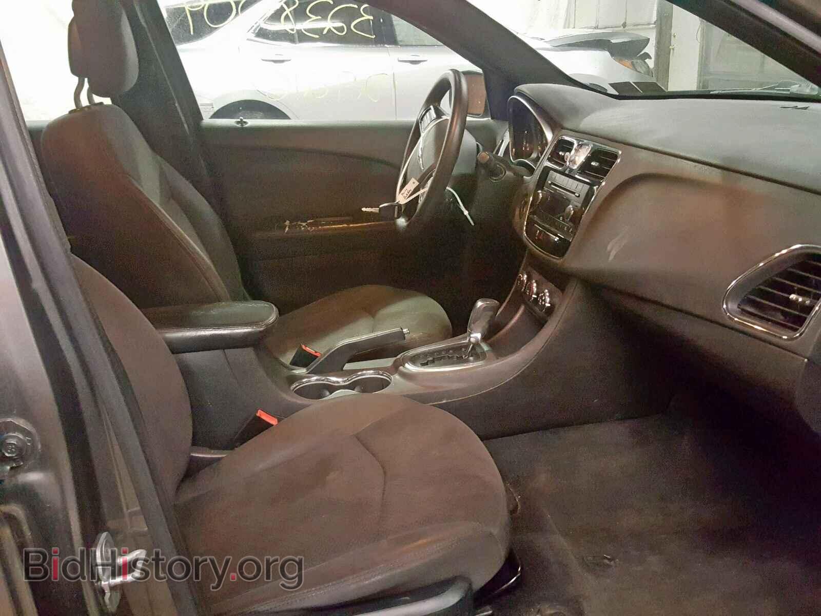 2012 CHRYSLER 200 - VIN: 1C3CCBAB0CN228883 - Фото 5