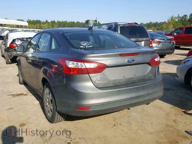 2012 Ford FOCUS (VIN 1FAHP3F29CL352494) — photo 3 of 10