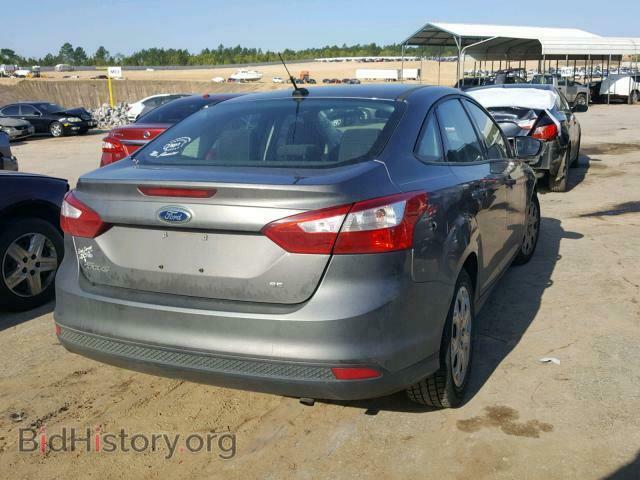 2012 Ford FOCUS (VIN 1FAHP3F29CL352494) — photo 4 of 10