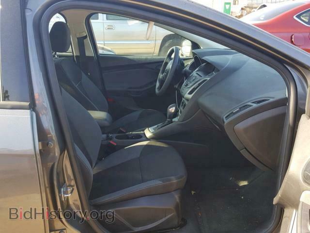 2012 Ford FOCUS (VIN 1FAHP3F29CL352494) — photo 5 of 10