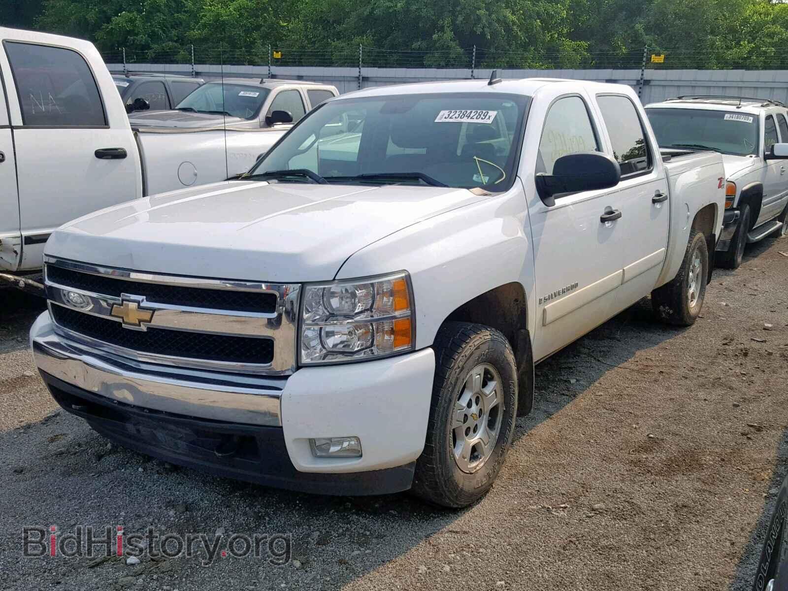 2008 CHEVROLET SILVERADO - VIN: 2GCEK13MX81143963 - Фото 2