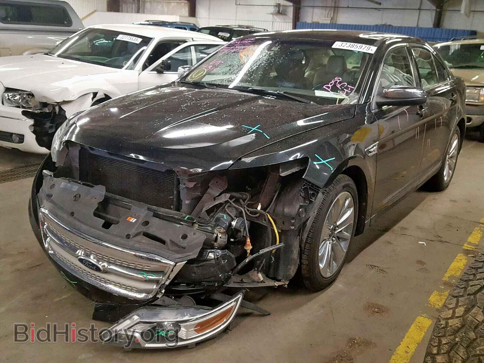 2011 FORD TAURUS - VIN: 1FAHP2JW1BG110861 - Фото 2
