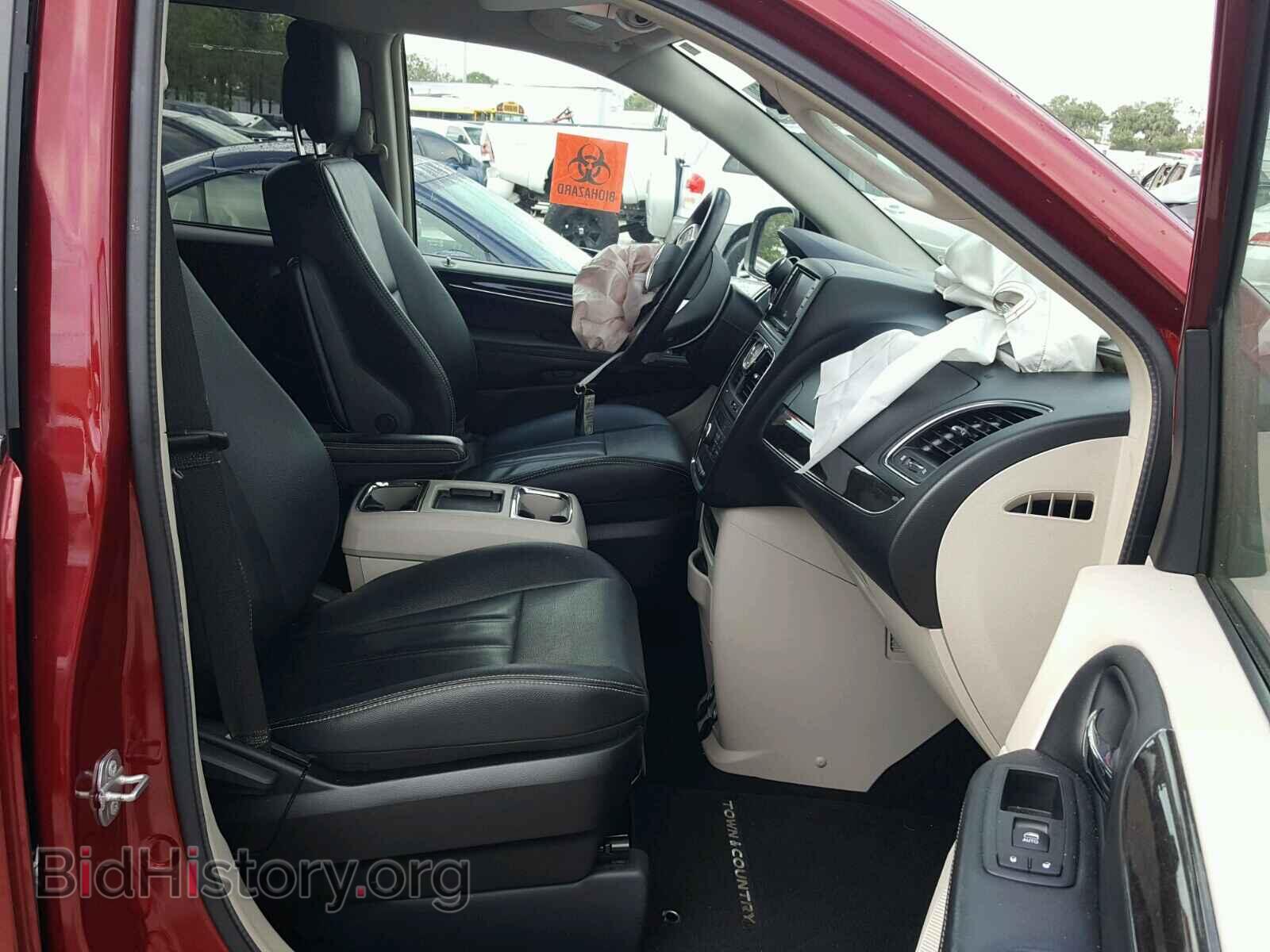 2016 CHRYSLER TOWN & COU - VIN: 2C4RC1BG5GR118687 - Photo 5