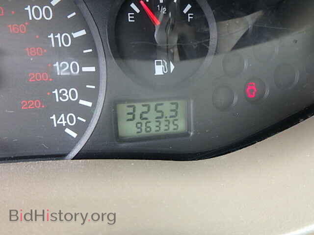2005 FORD FOCUS - VIN: 1FAFP34N95W253969 - Фото 8
