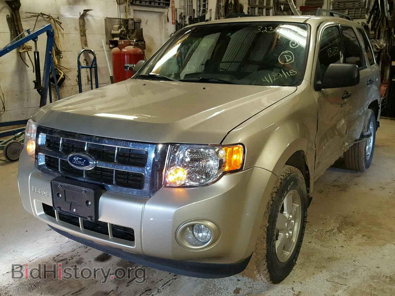 2011 FORD ESCAPE - VIN: 1FMCU9DG5BKB84786 - Фото 2