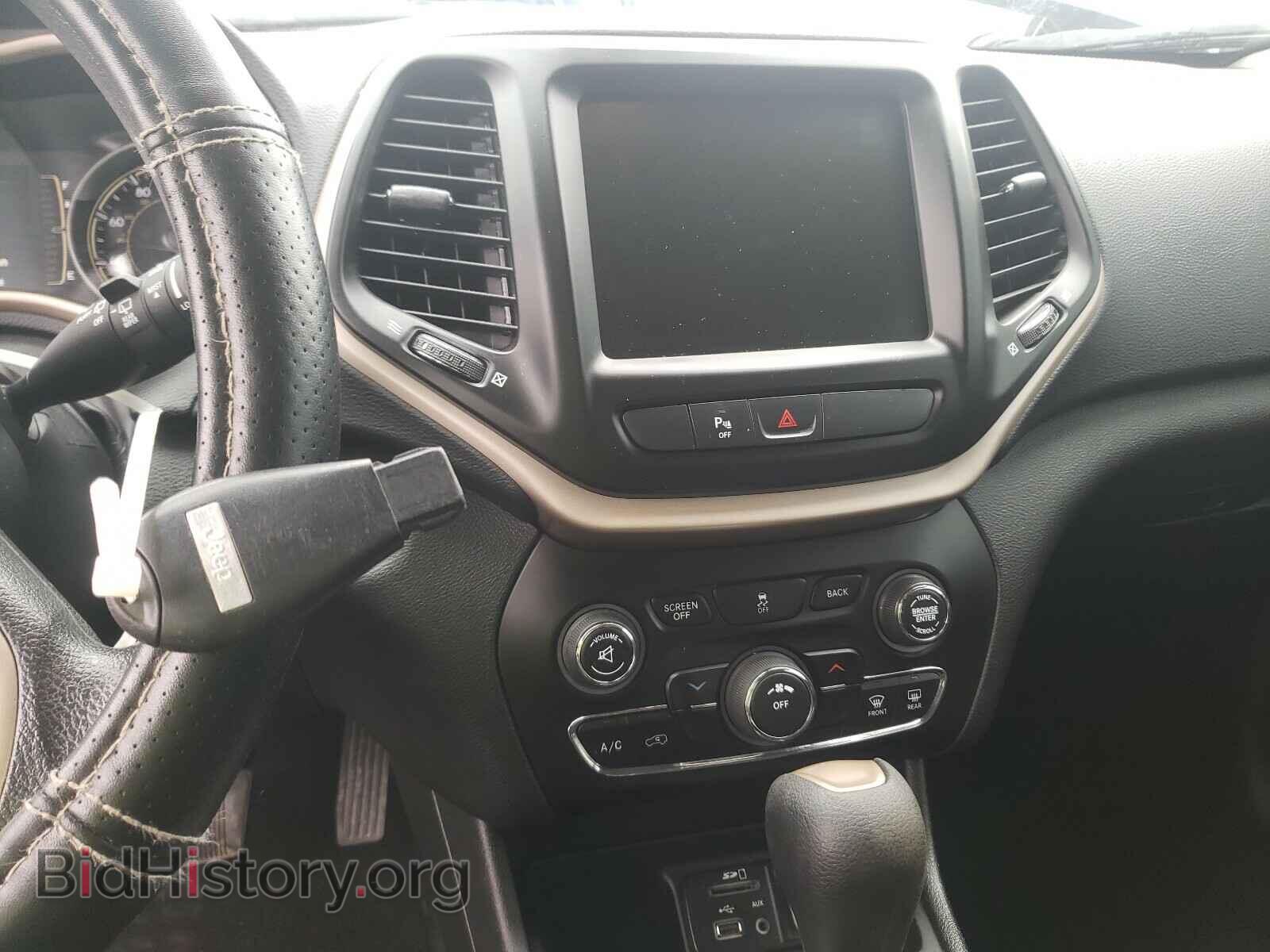2018 JEEP CHEROKEE - VIN: 1C4PJLCB4JD607765 - Фото 9