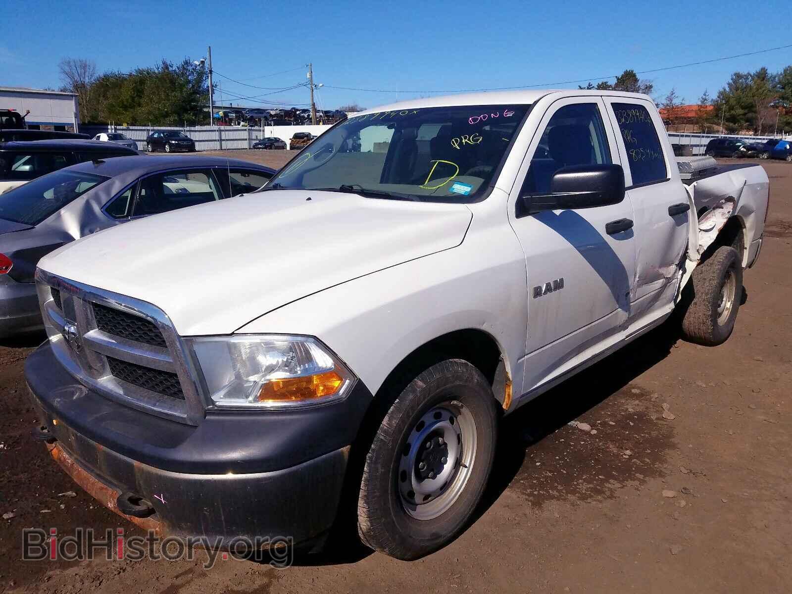 2010 DODGE RAM 1500 - VIN: 1D7RV1GP0AS200647 - Фото 2
