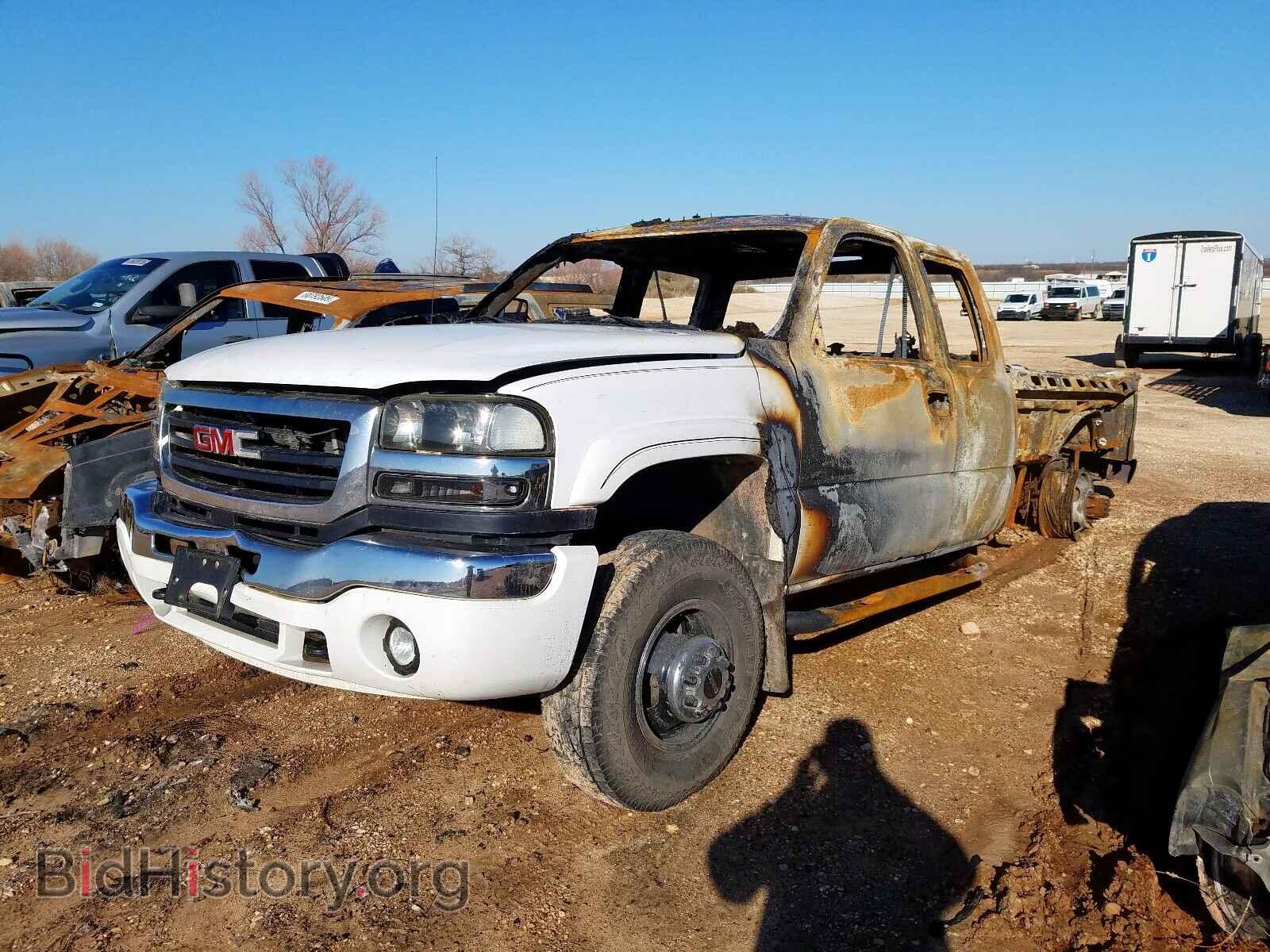 2003 GMC SIERRA - VIN: 1GTJC39143E327596 - Фото 2