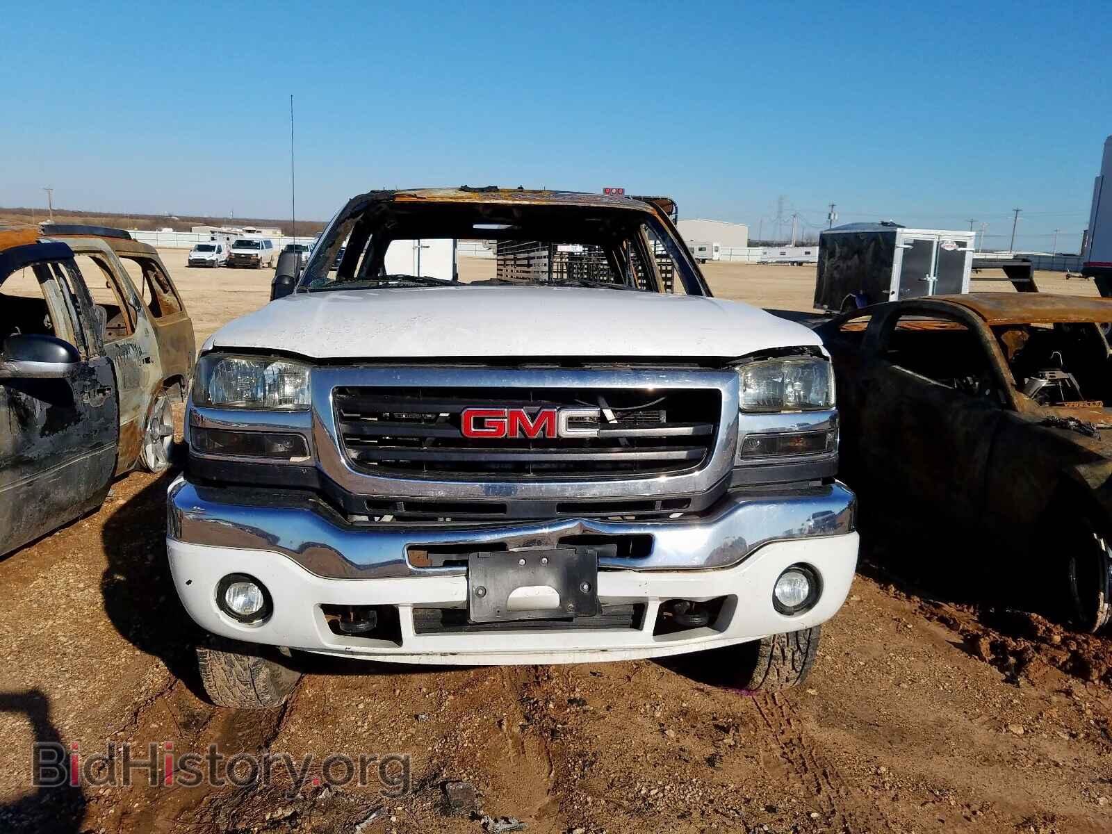 2003 GMC SIERRA - VIN: 1GTJC39143E327596 - Фото 9