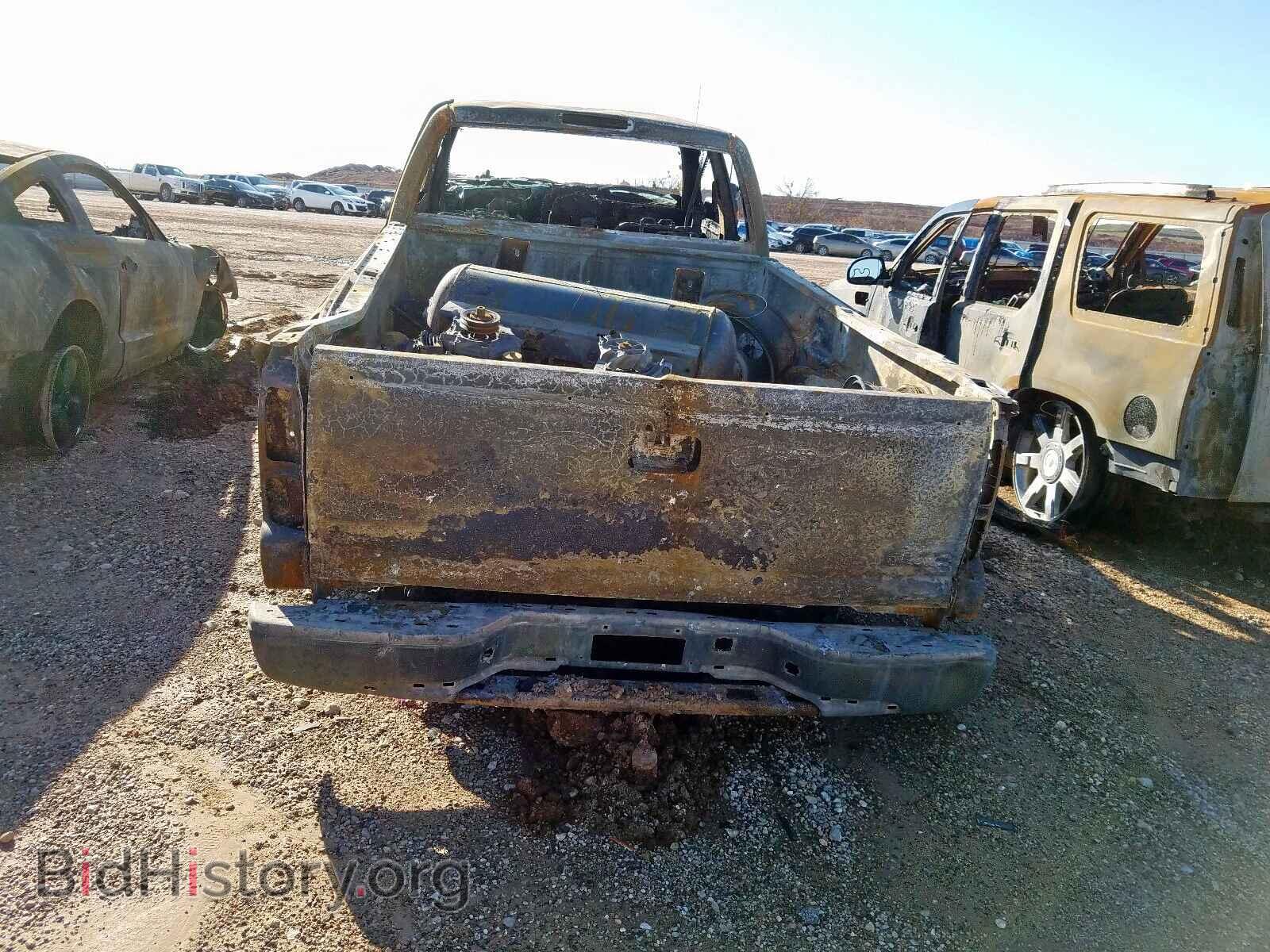 2003 GMC SIERRA - VIN: 1GTJC39143E327596 - Фото 10