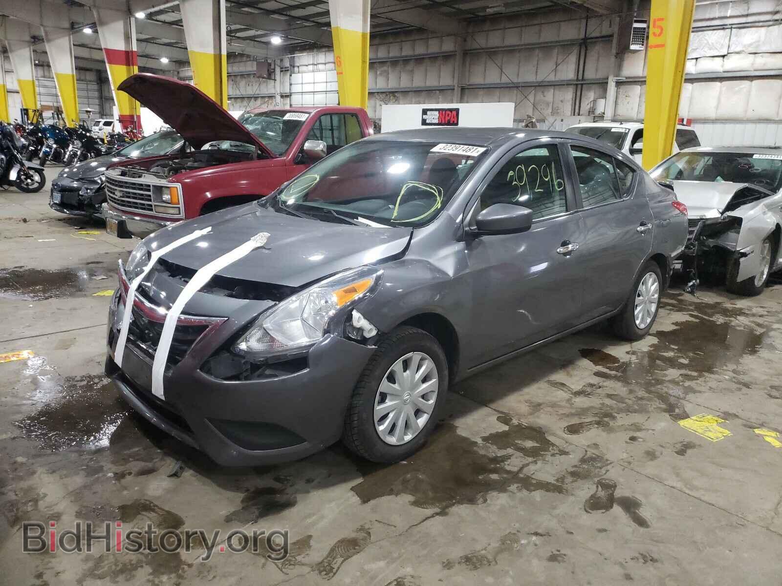 2019 NISSAN VERSA - VIN: 3N1CN7AP2KL843872 - Фото 2