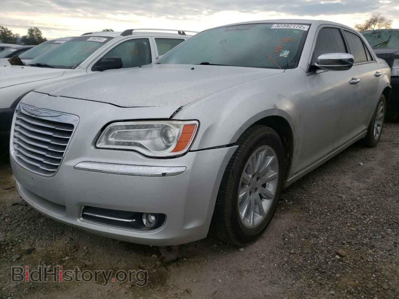 2012 CHRYSLER 300 - VIN: 2C3CCACG8CH243112 - Фото 2