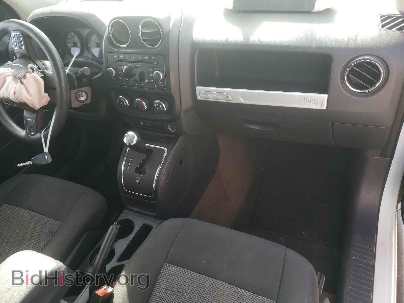 2016 JEEP COMPASS - VIN: 1C4NJCBA3GD743667 - Фото 9