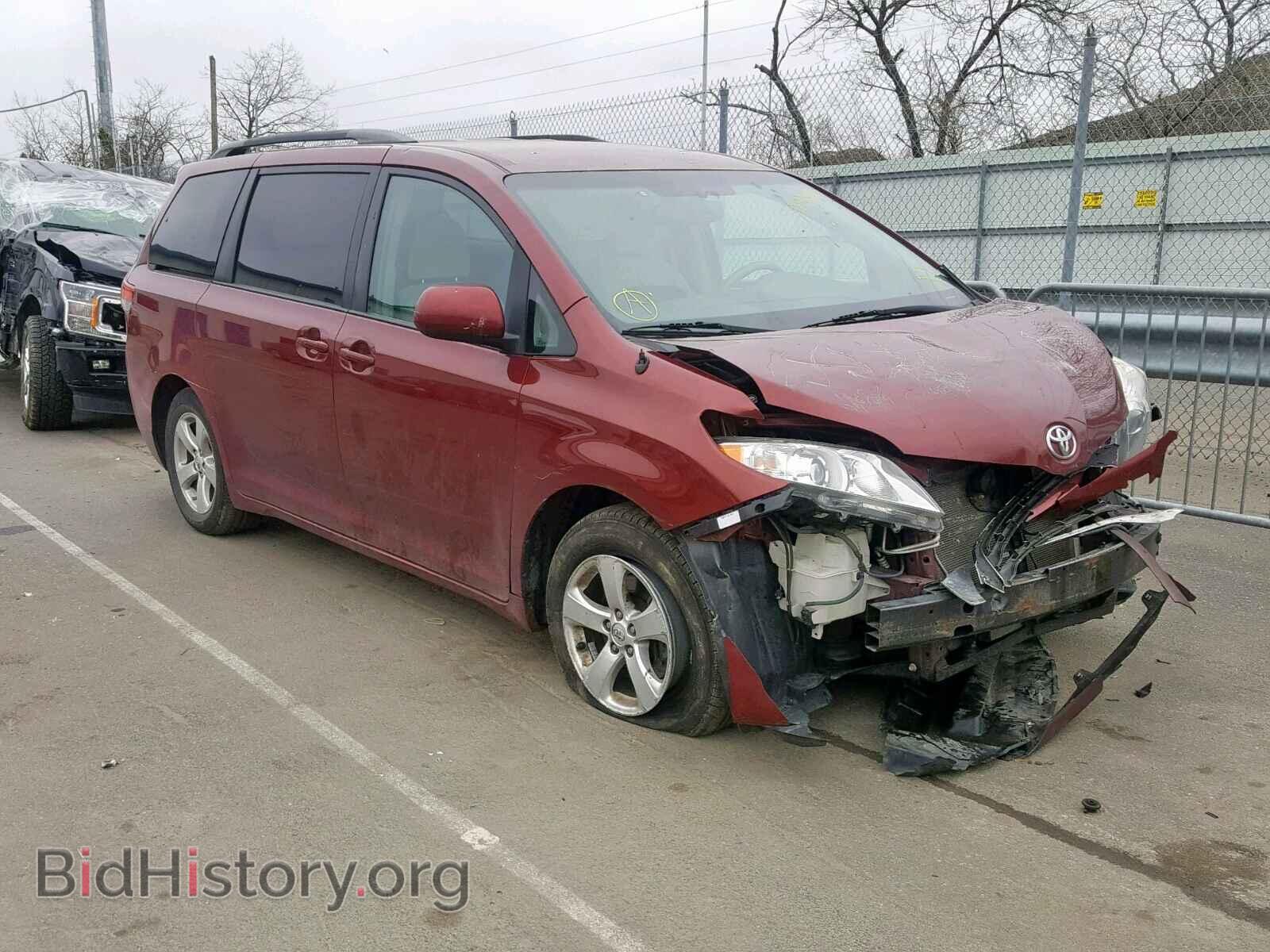 Фотография 5TDKK3DC4ES436203 - TOYOTA SIENNA LE 2014