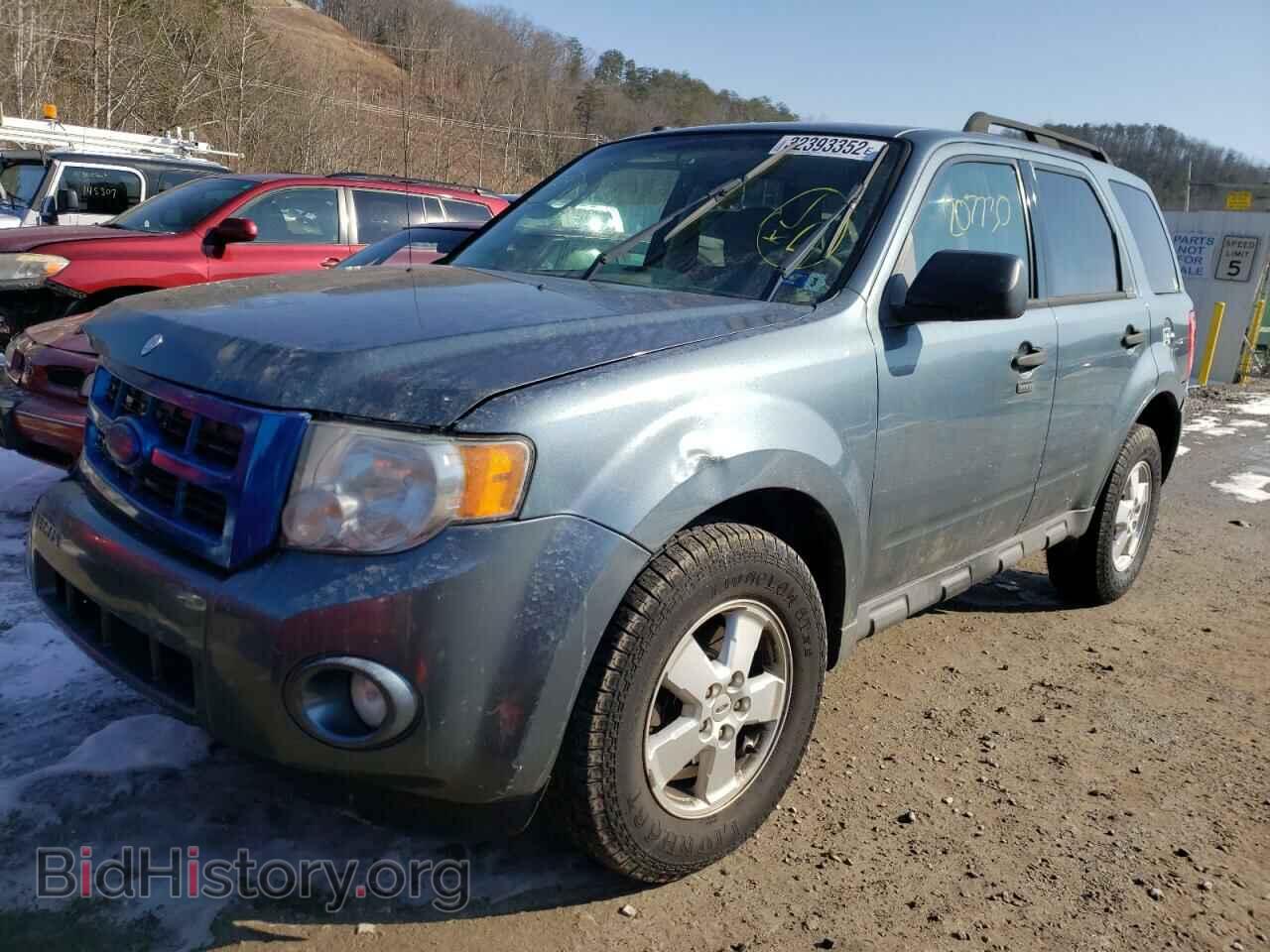 2010 FORD ESCAPE - VIN: 1FMCU9D79AKC71685 - Фото 2