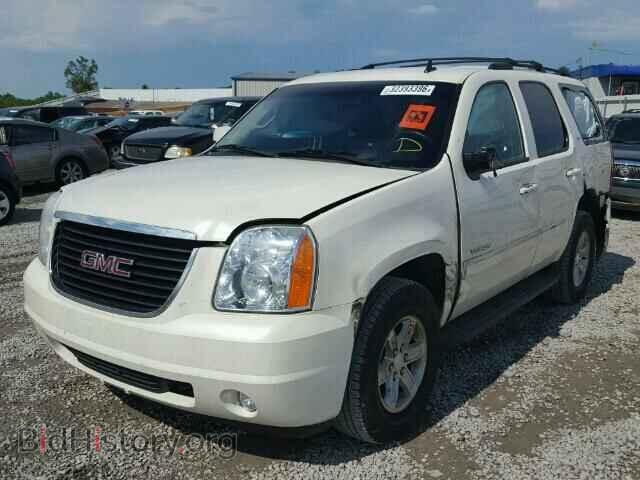 2011 GMC YUKON - VIN: 1GKS2CE04BR109447 - Фото 2