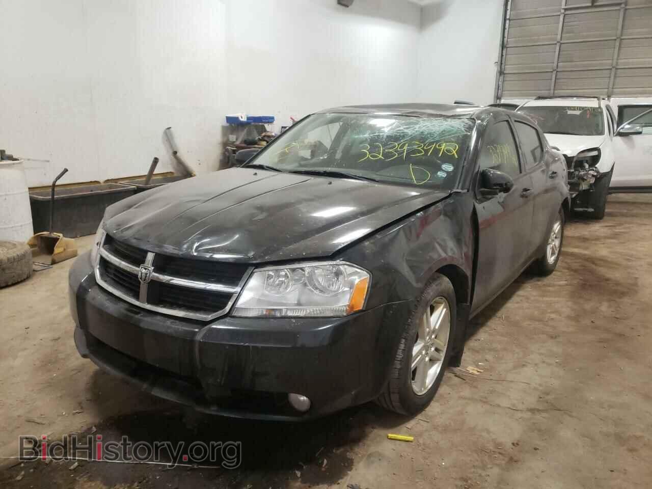 2010 DODGE AVENGER - VIN: 1B3CC5FBXAN113714 - Фото 2