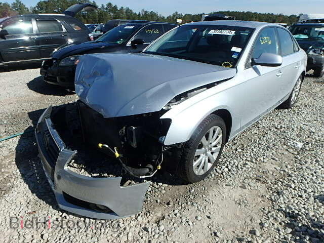 2011 AUDI A4 - VIN: WAUFFAFL4BN040620 - Фото 2