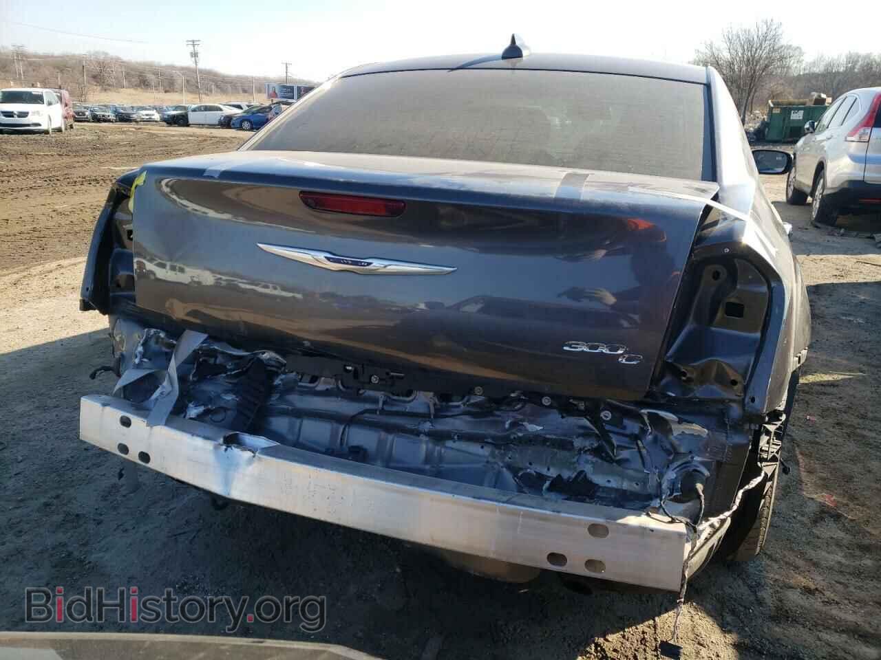 2016 CHRYSLER 300 - VIN: 2C3CCAEG1GH348433 - Фото 9