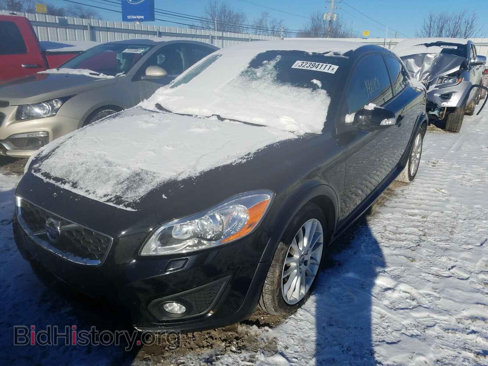 2012 VOLVO C30 - VIN: YV1672MK9C2278752 - Фото 2