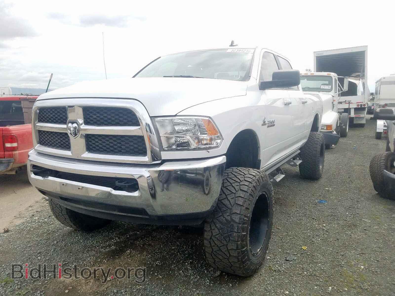 2017 RAM 2500 - VIN: 3C6UR5DL4HG674045 - Фото 2