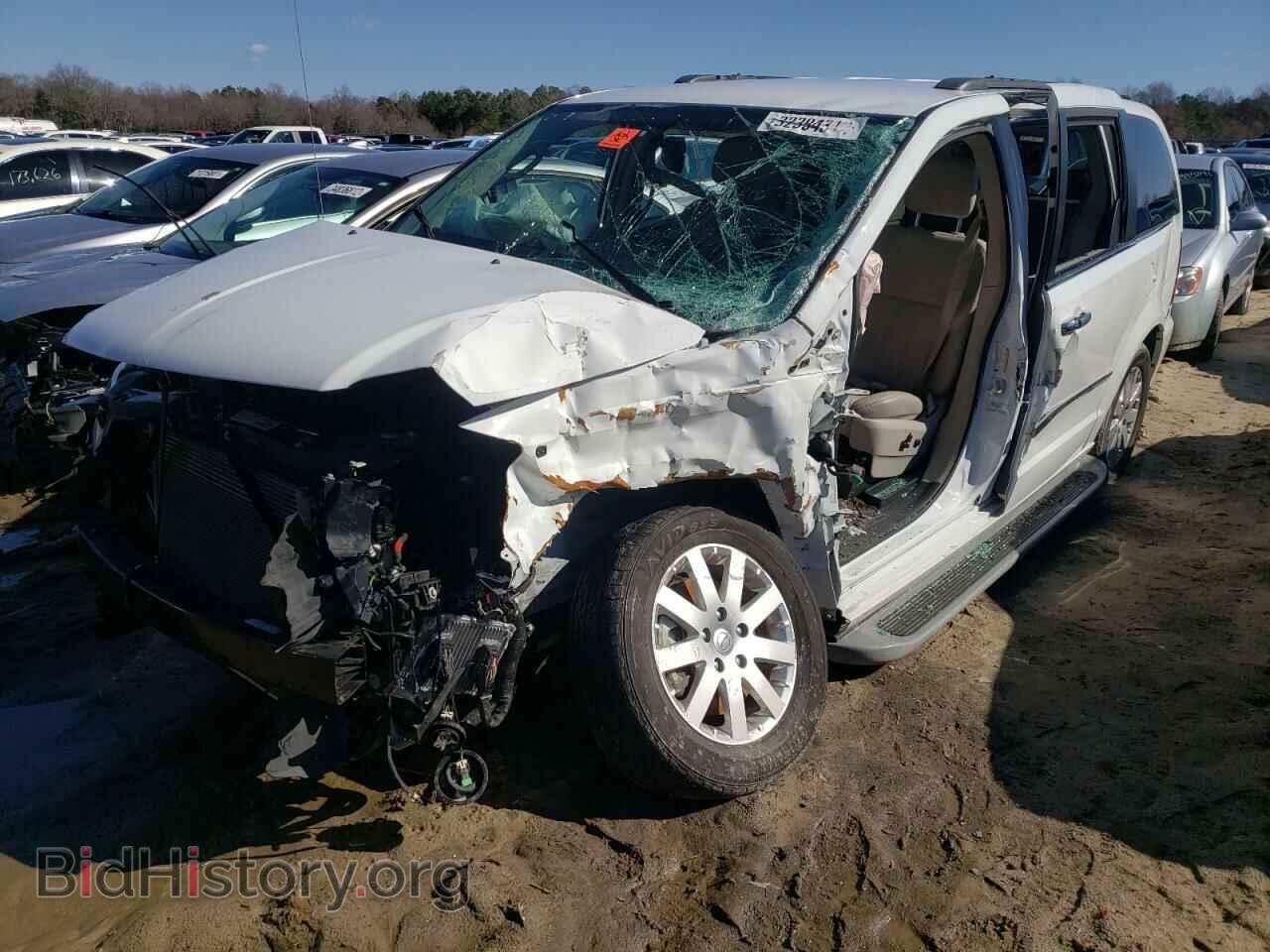 2016 CHRYSLER MINIVAN - VIN: 2C4RC1BG0GR247713 - Photo 2