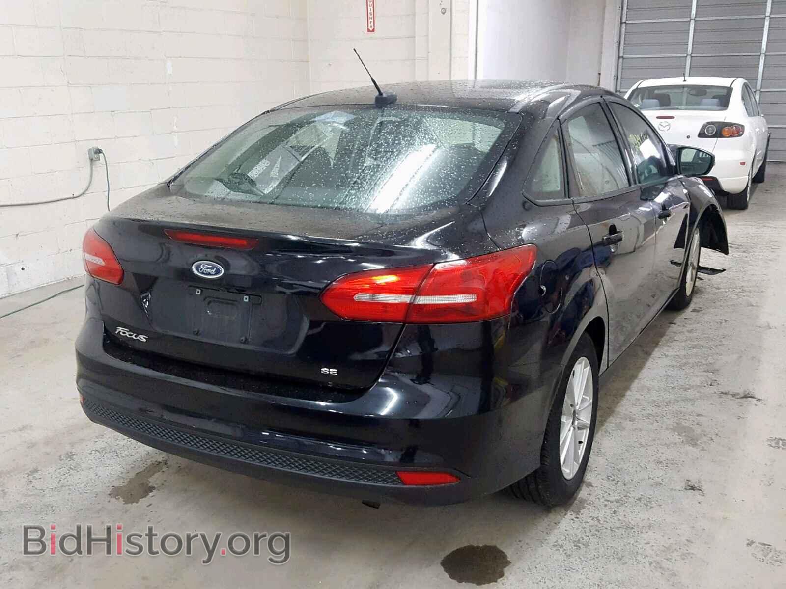 2016 FORD FOCUS SE - VIN: 1FADP3F25GL386419 - Фото 4