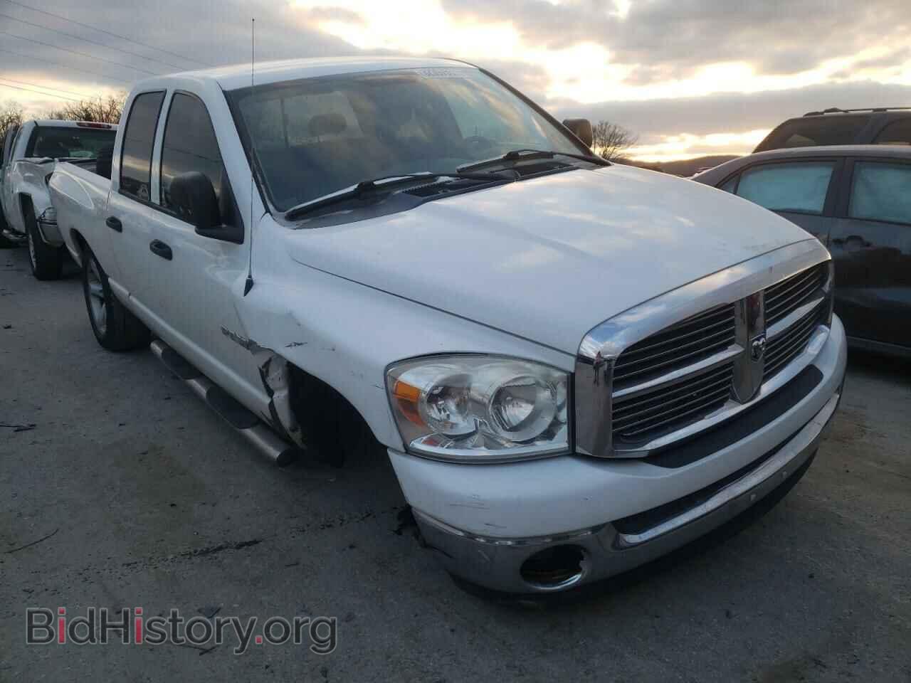 Photo 1D7HU18N28J144304 - DODGE RAM 1500 2008