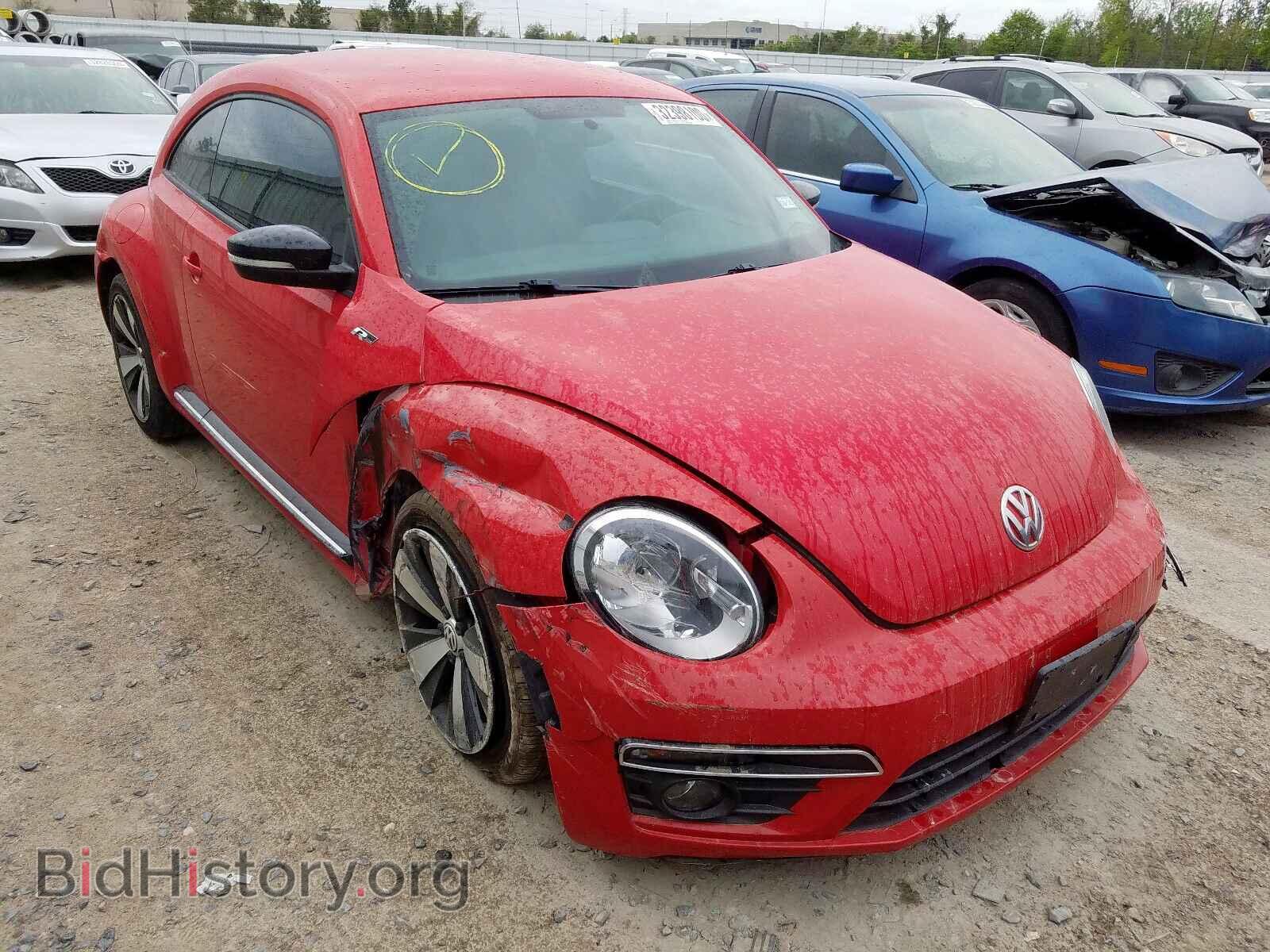Photo 3VWVS7AT0EM621273 - VOLKSWAGEN BEETLE 2014