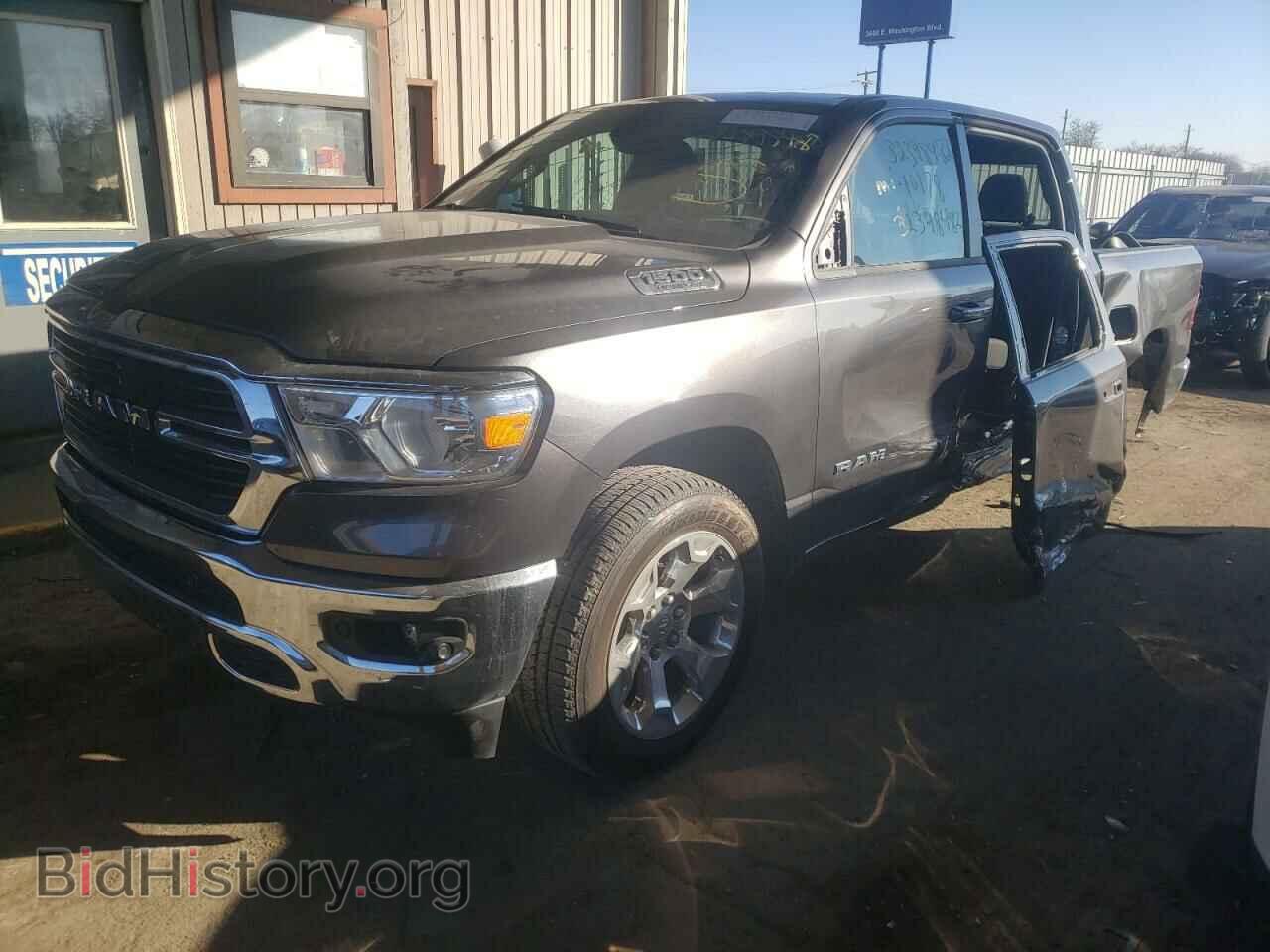 2021 RAM 1500 - VIN: 1C6SRFFT2MN637717 - Фото 2