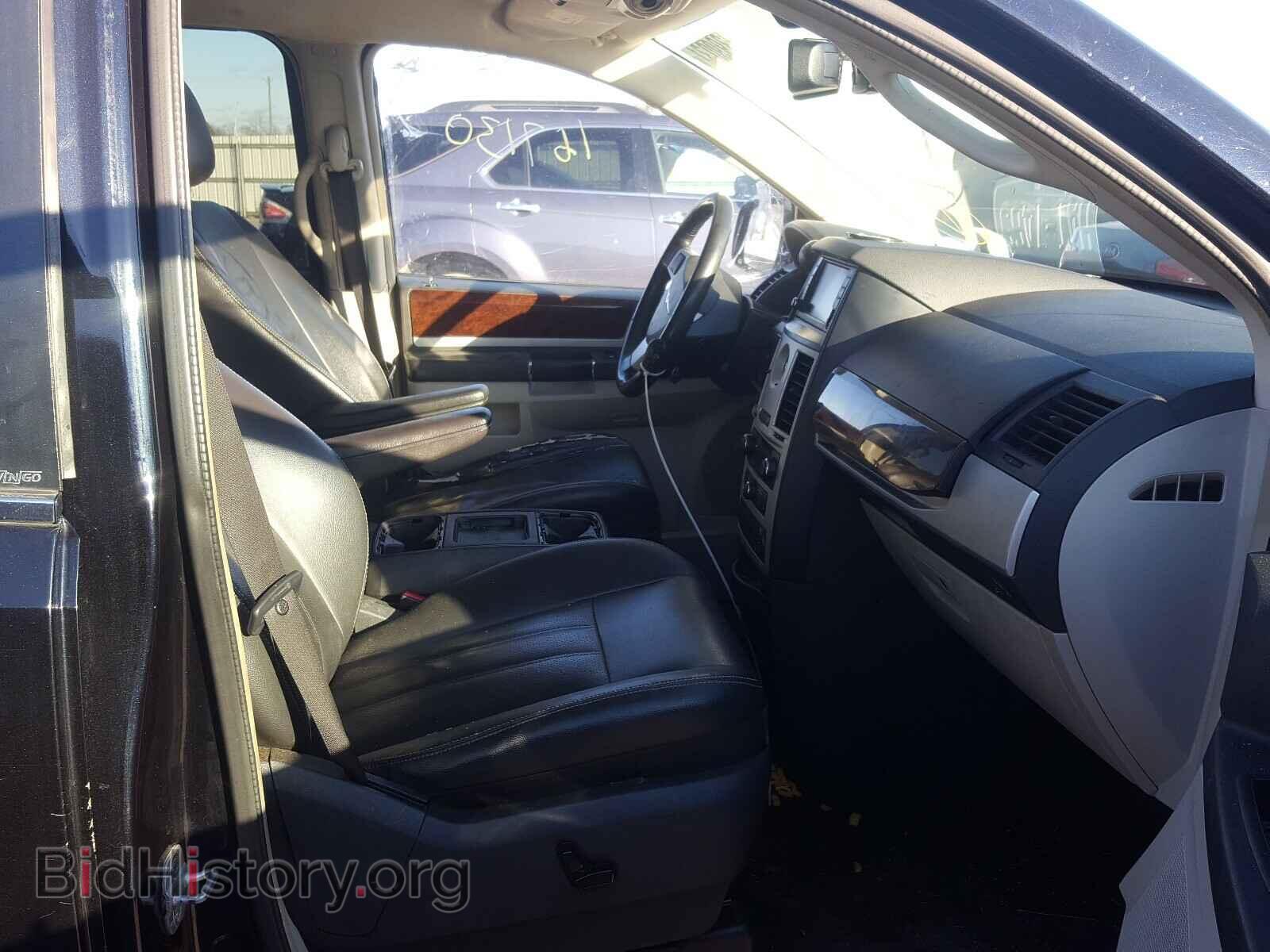 2010 CHRYSLER MINIVAN - VIN: 2A4RR8DX5AR439019 - Фото 5