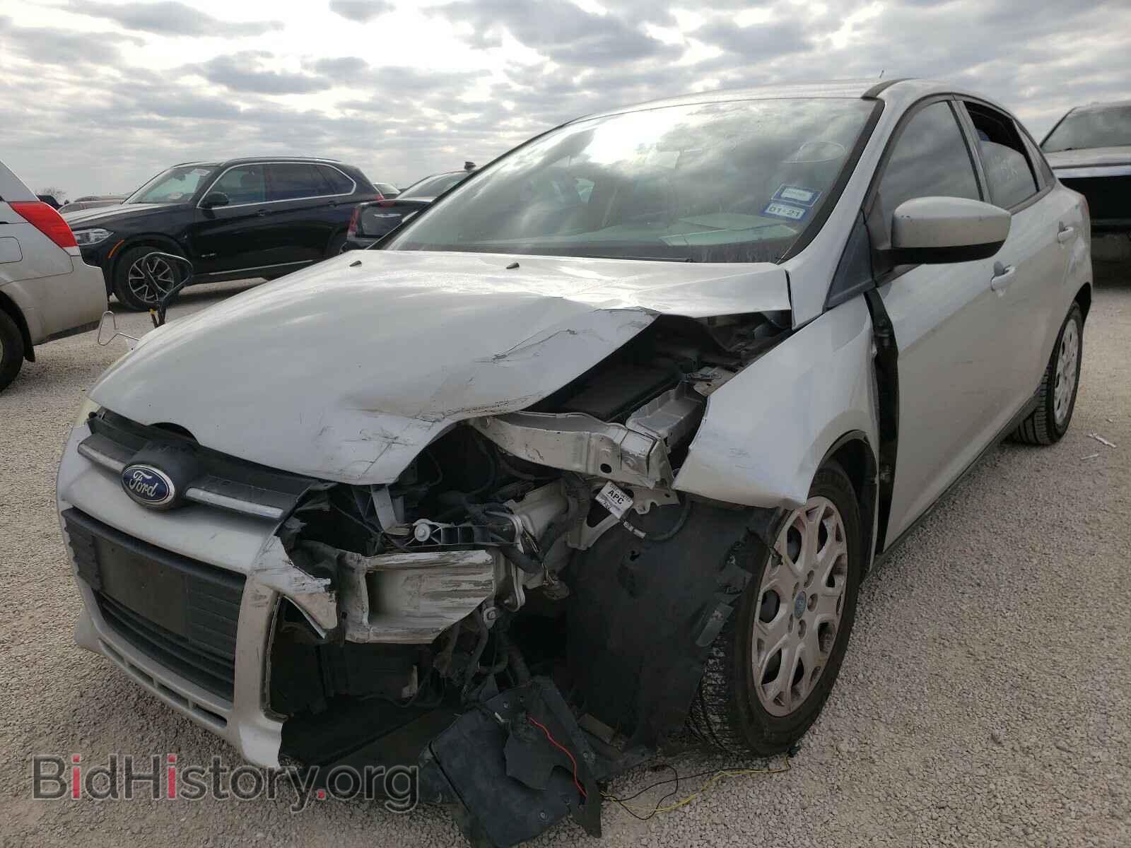 2012 FORD FOCUS - VIN: 1FAHP3F26CL207638 - Photo 2
