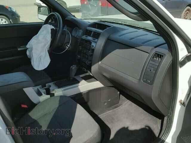 2011 FORD ESCAPE - VIN: 1FMCU0DG2BKA10380 - Photo 5