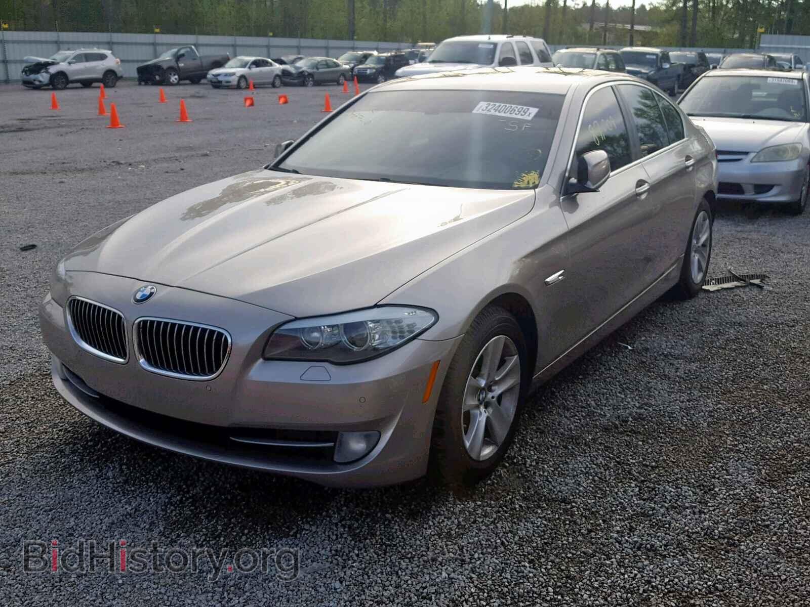 2013 BMW 5 SERIES - VIN: WBAXG5C53DD233123 - Фото 2