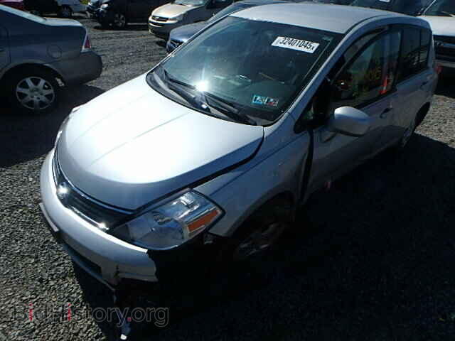 2009 NISSAN VERSA - VIN: 3N1BC13E59L370621 - Фото 2