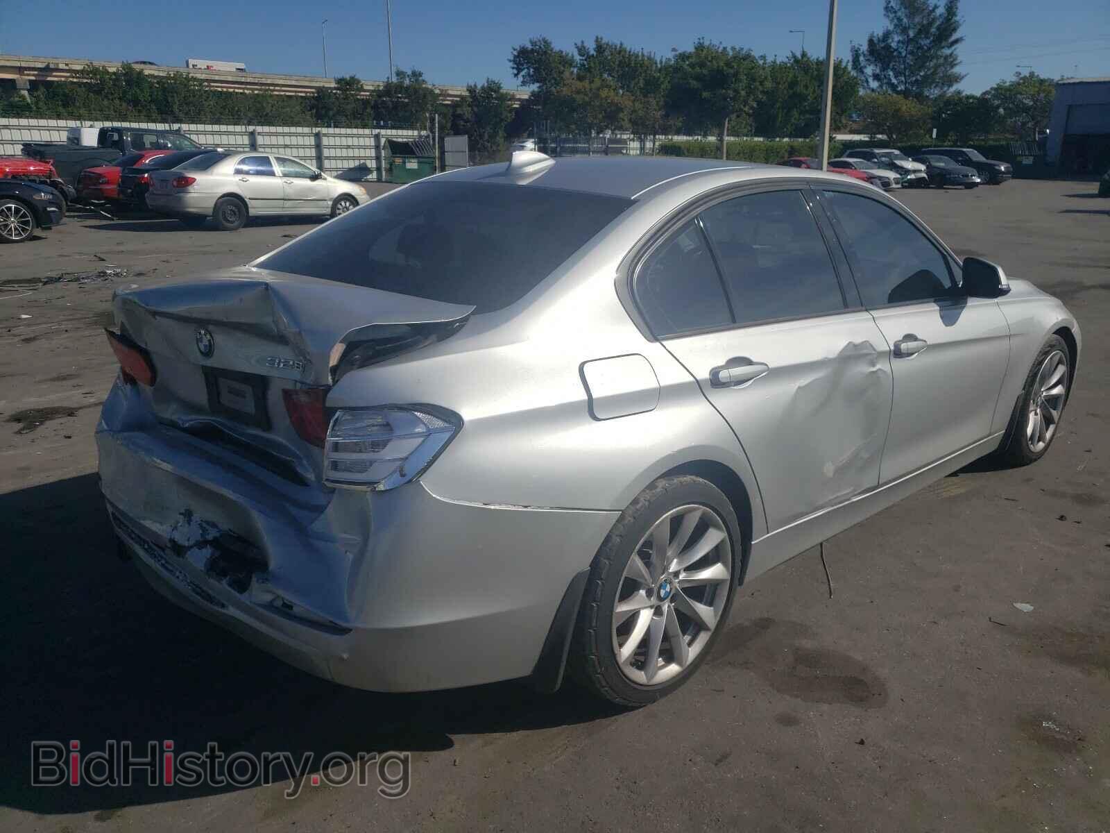 2013 BMW 3 SERIES - VIN: WBA3A5G57DNP20412 - Фото 4