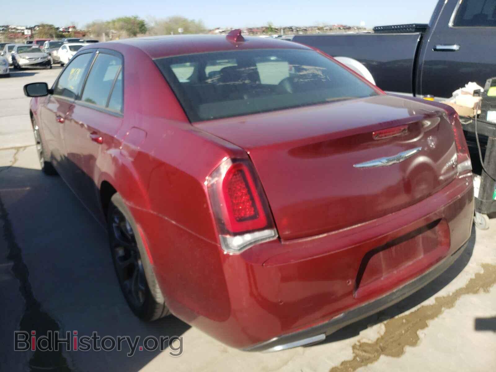2018 CHRYSLER 300 - VIN: 2C3CCABG0JH264163 - Фото 3