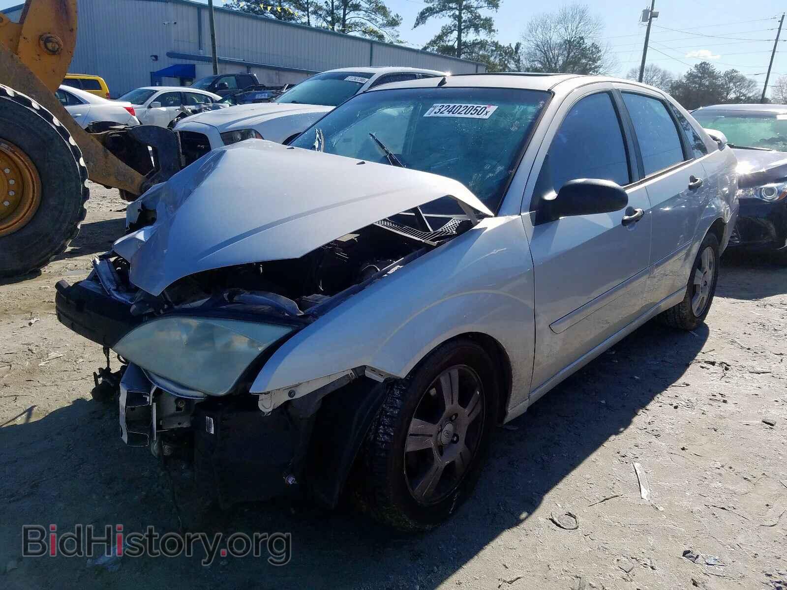2005 FORD FOCUS - VIN: 1FAHP34N35W155724 - Фото 2