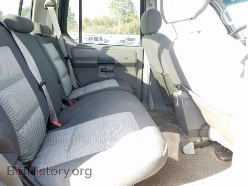 2005 Ford EXPLORER (VIN 1FMZU67K45UA86642) — фото 6 из 10