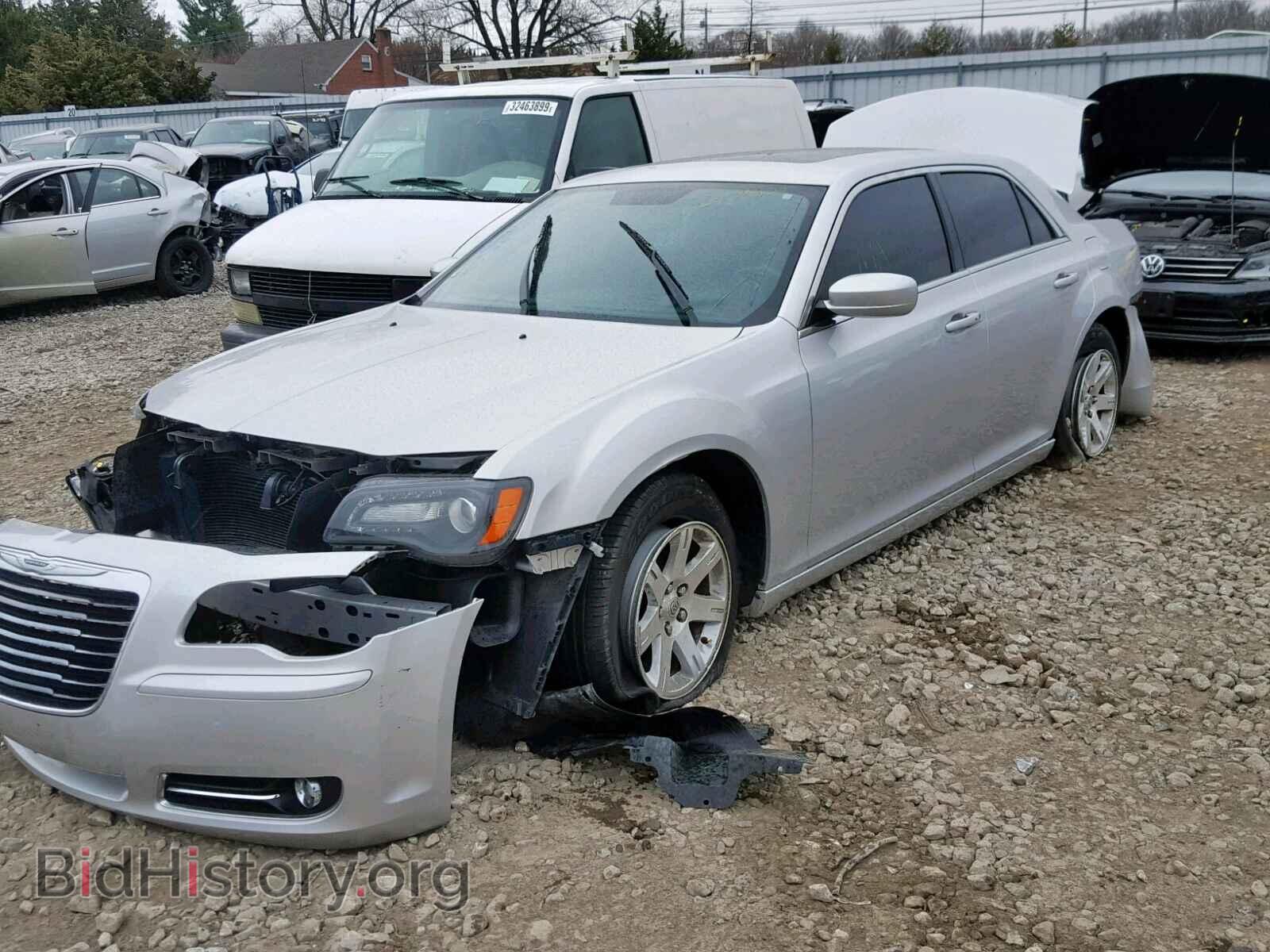2012 CHRYSLER 300 - VIN: 2C3CCABG6CH279205 - Photo 2