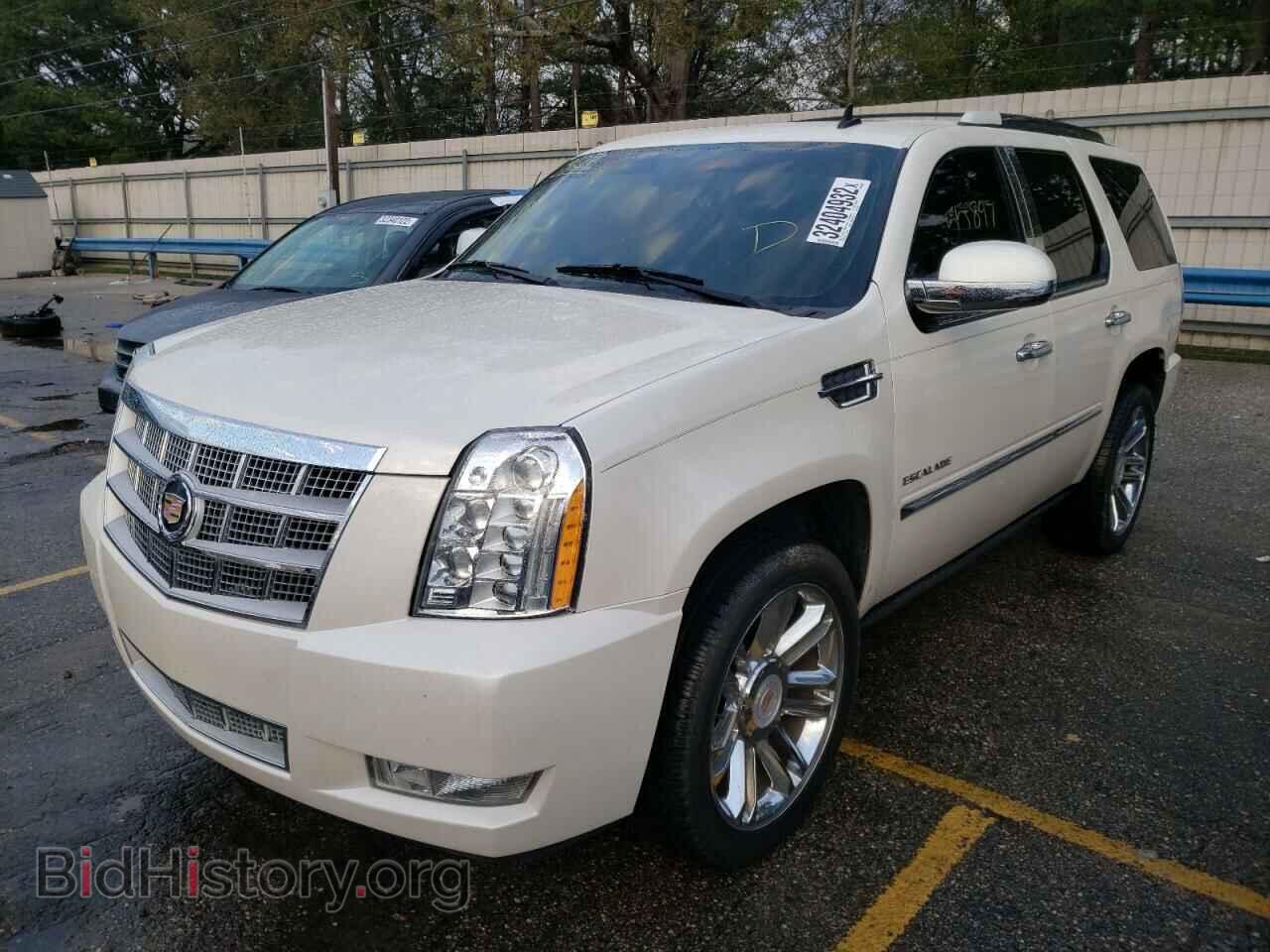 2013 CADILLAC ESCALADE - VIN: 1GYS3DEF6DR104699 - Фото 2