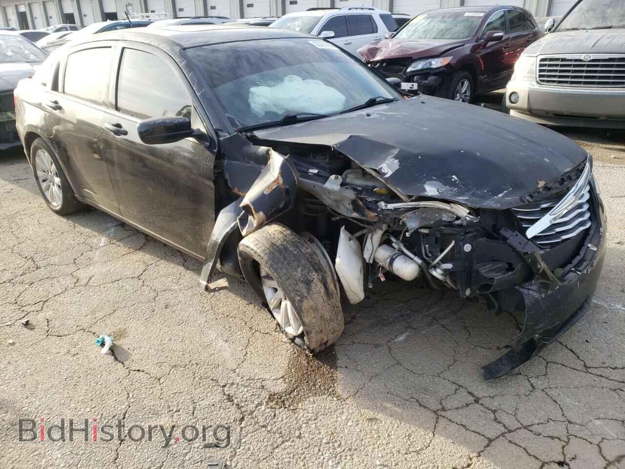 Photo 1C3BC1FB1BN602334 - CHRYSLER 200 2011