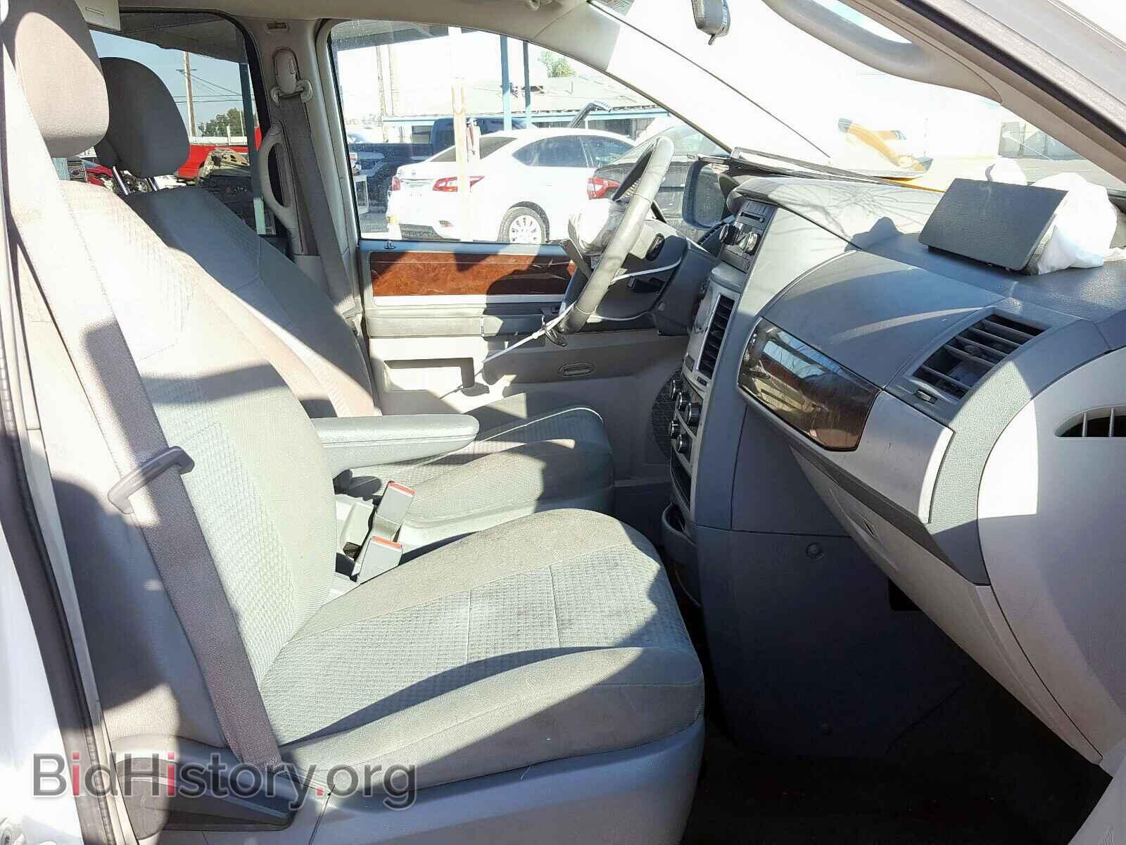 2010 CHRYSLER MINIVAN - VIN: 2A4RR5D14AR431763 - Фото 5