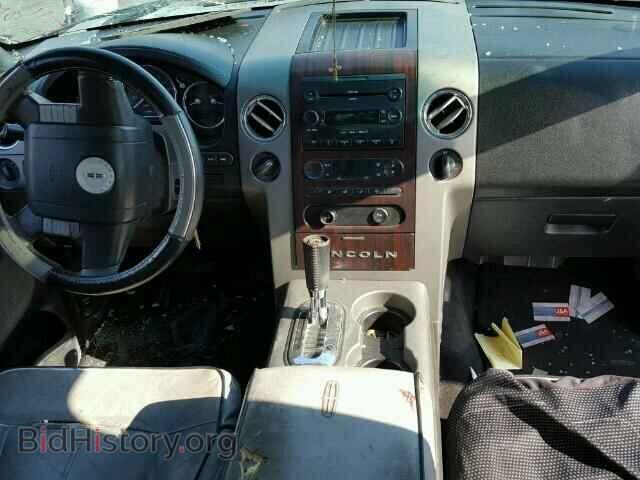 2006 LINCOLN MARK LT - VIN: 5LTPW18546FJ05078 - Фото 9