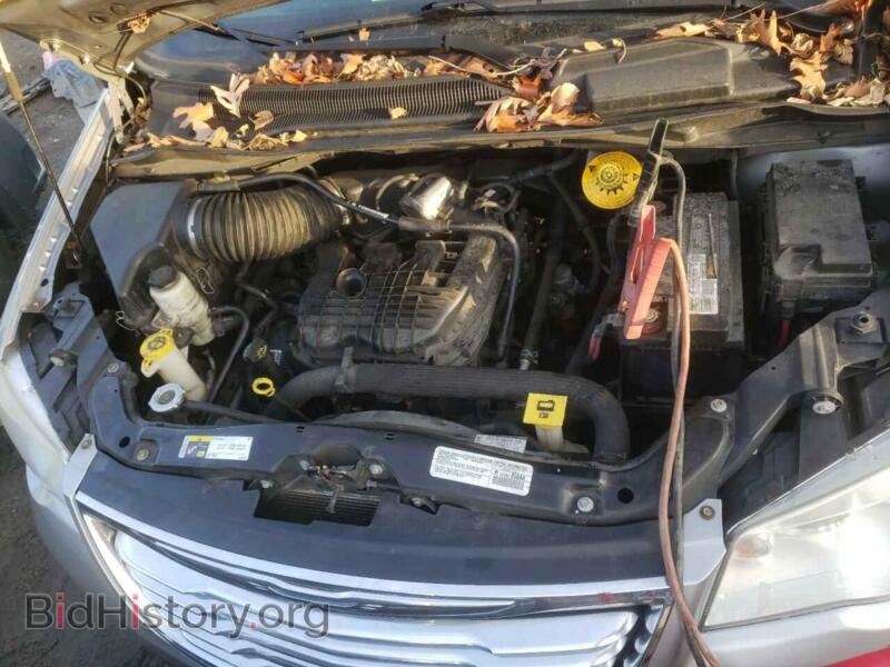 2014 Chrysler MINIVAN (VIN 2C4RC1BG4ER397112) — photo 7 of 10