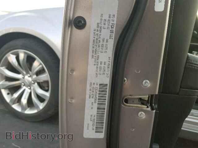 2017 CHRYSLER 300 - VIN: 2C3CCAEG3HH590948 - Фото 10