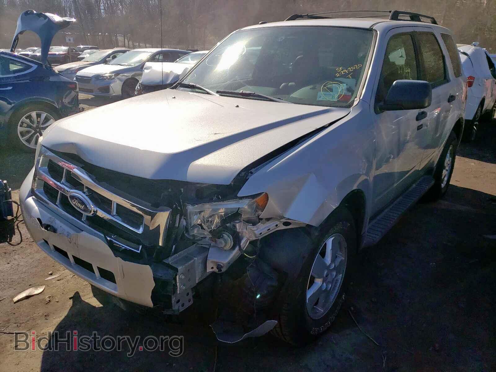 2009 FORD ESCAPE - VIN: 1FMCU93739KB00914 - Фото 2